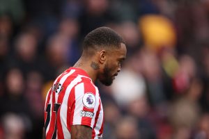 Brentford FC v Crystal Palace - Premier League