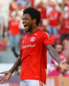 LUIZ ADRIANO