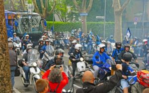 FC02B008-56D7-4338-85AC-AFFDDA2CBD68