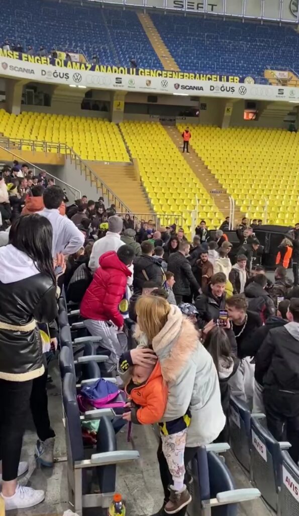 EBD5EA6A-4EFC-4016-9B99-A72951BB416F