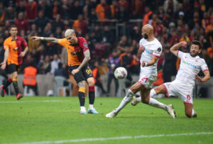 Galatasaray v Antalyaspor - Super Lig