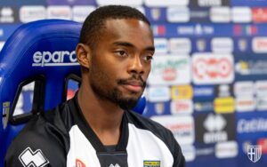 C5F849AE-9C4C-4E4E-8B3B-D001DED521FF