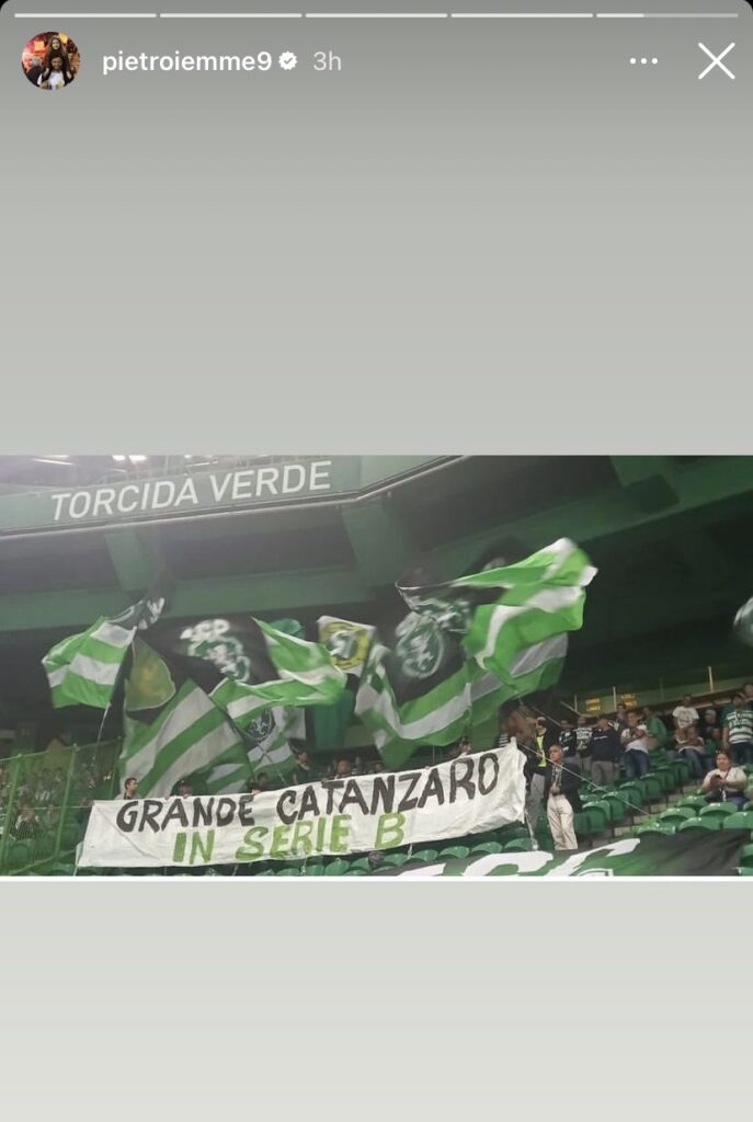 9C042F94-1F5E-4E88-B864-A2D7E04E0383