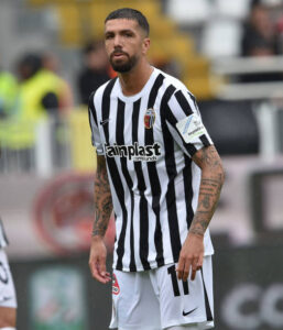 A2A620B4-CBC2-487F-8CB8-CE4DE59587FE