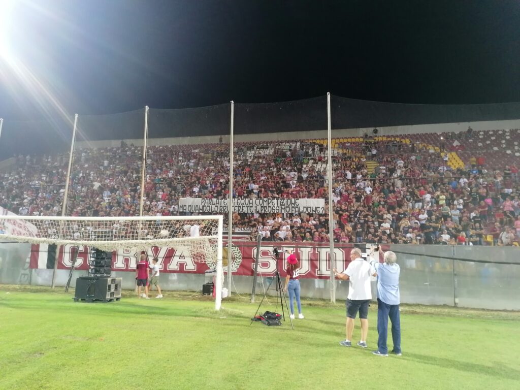 reggina contestazione