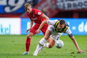 BC5A6A79-7941-419B-BB6C-5A52F10FE287