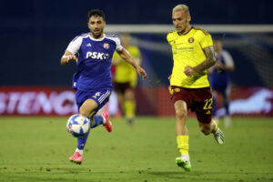 3EA67E8A-1D4B-46DD-8FDD-98F75838C737