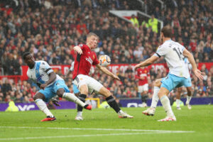 Manchester United v Crystal Palace - Premier League
