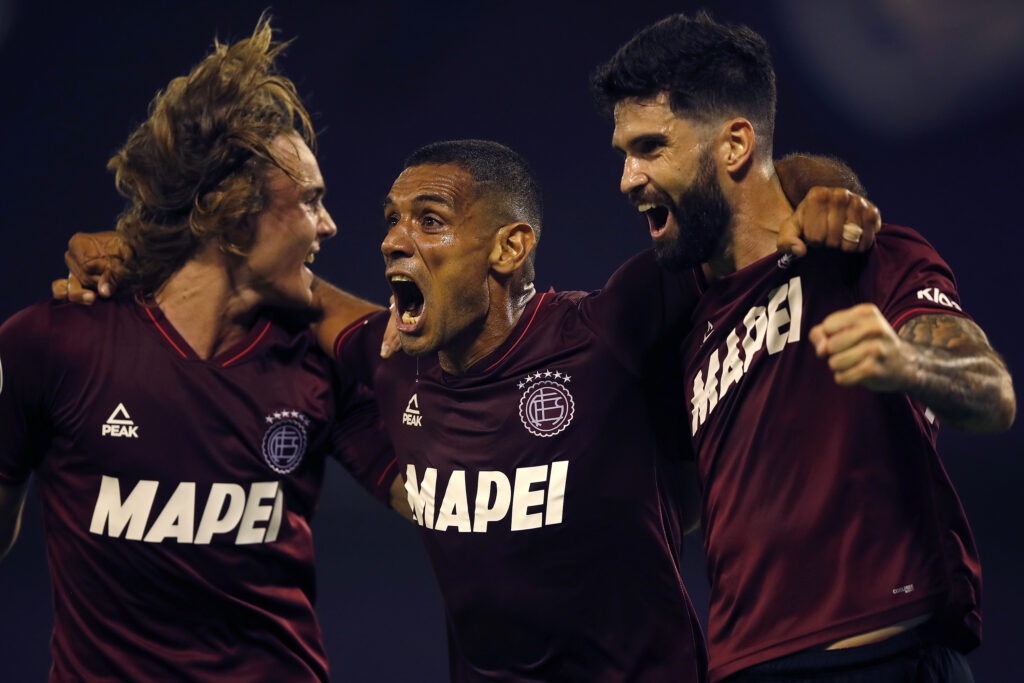 Velez v Lanus - Copa CONMEBOL Sudamericana 2020