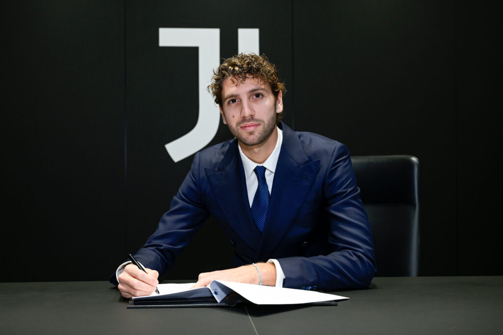 Juventus Extend Contract To Manuel Locatelli