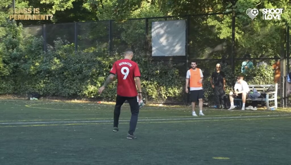 0A7029E6-338C-421B-AC1B-117365312855