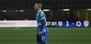 30821A89-6990-49F1-92A4-0F4D9BB2F6B0