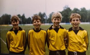 Jaap-Stam-jeugd-Dos-Kampen