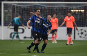 E82C3061-4069-4D23-861E-EDEA51CE5FE4