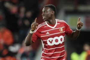 2C592FFB-A8B3-4BD9-BE6E-7A7BFEFF88AF