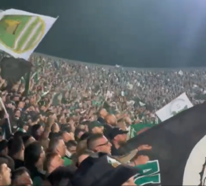 Sfottò tifosi Avellino nel derby contro il Benevento - (fonte account Instagram @rompipallone.it)