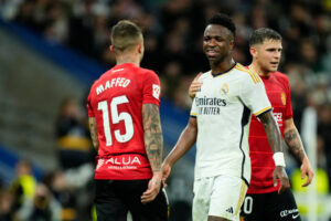 AFED168F-E5A2-4C7C-8794-4FA92C28DF7C