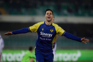 7FA392B8-B3AC-4979-B517-4D1E494B5534