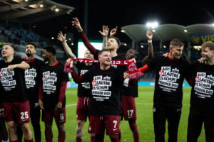 0AE5290F-ED75-4477-9613-4E29B3EFFE04