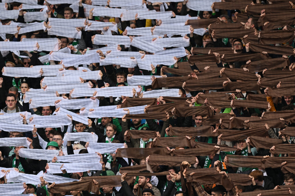 SV Werder Bremen v VfB Stuttgart - Bundesliga