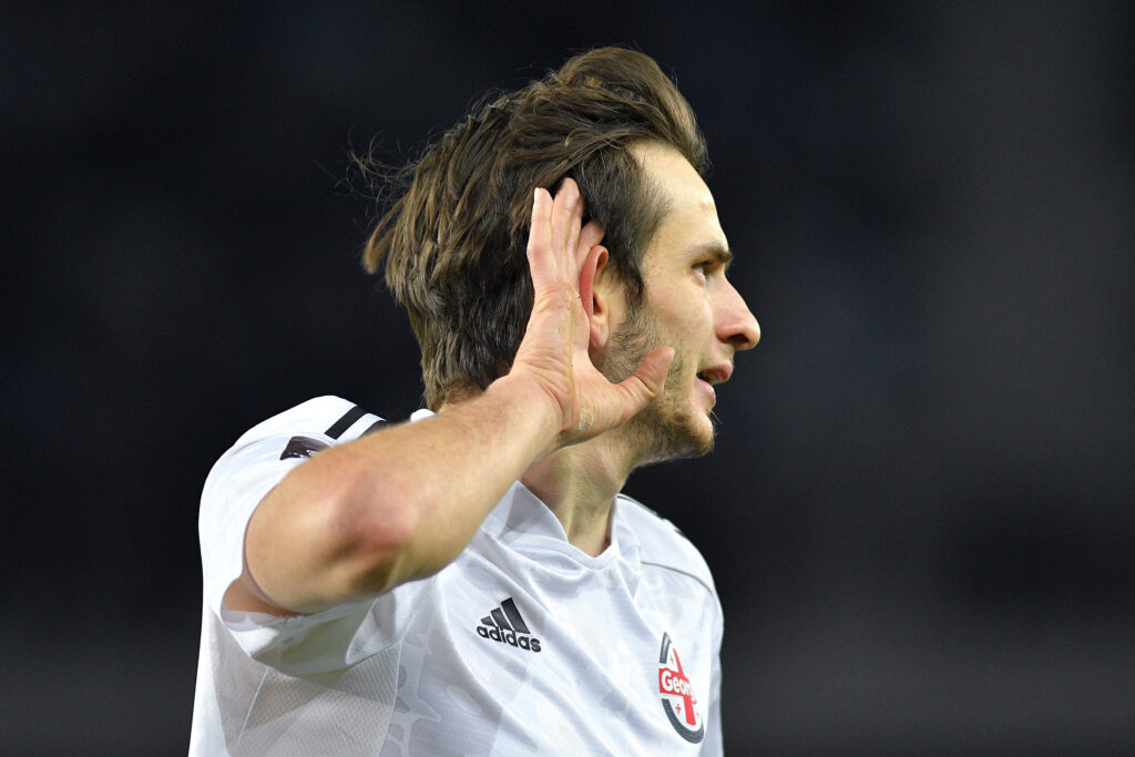 Kvaratskhelia lontano da Napoli?