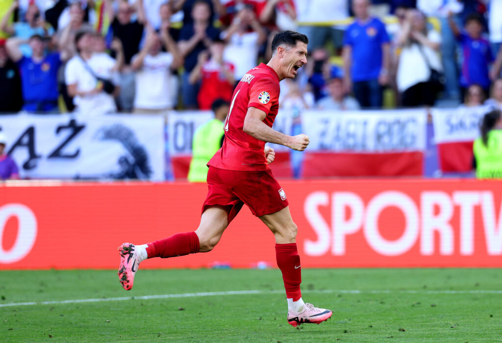 Robert Lewandowski, Polonia