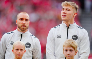 Christian Eriksen e Rasmus Hojlund