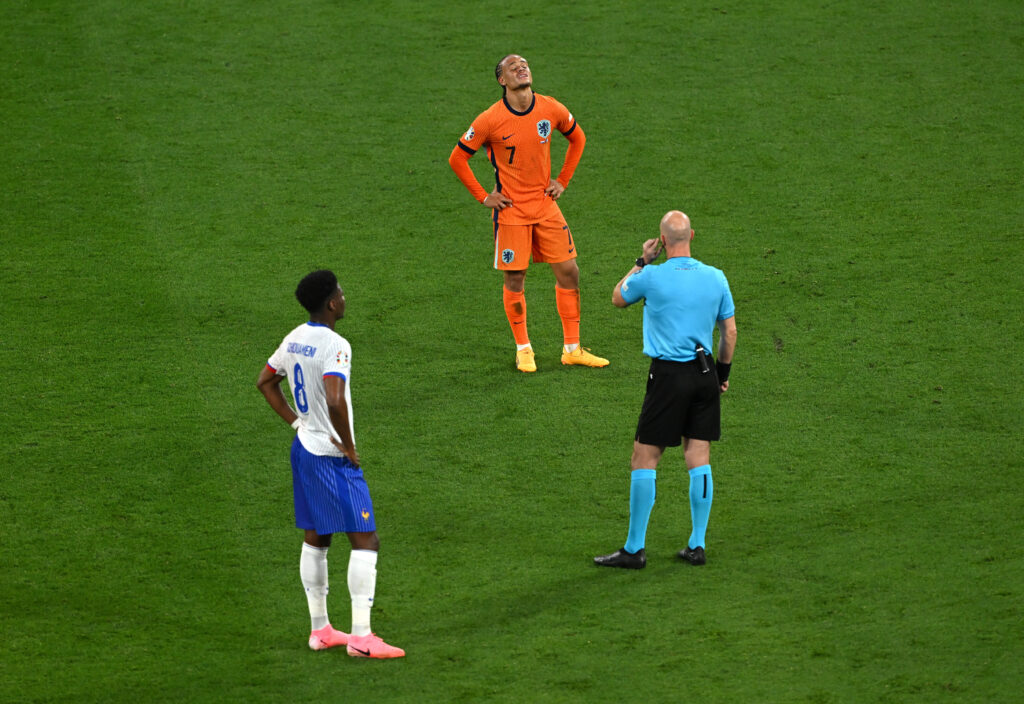 Xavi Simons in Francia-Olanda