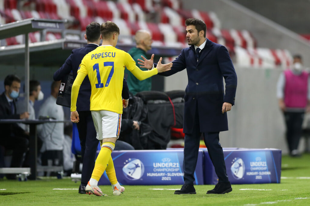 L'allenatore romeno Adrian Mutu. (Photo by David Balogh/Getty Images)