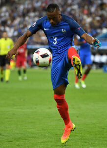 Patrice Evra condannato a 12 mesi di carcere per abbandono familiare