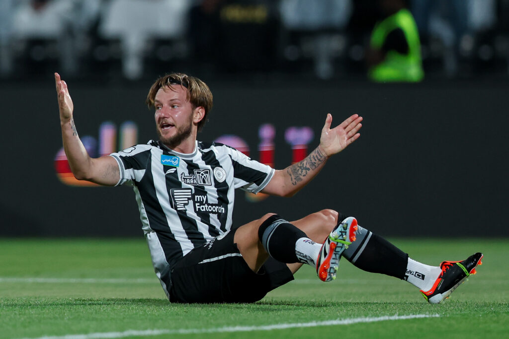 Ivan Rakitic con la maglia dell'Al-Shabab (Foto di Yasser Bakhsh/Getty Images)