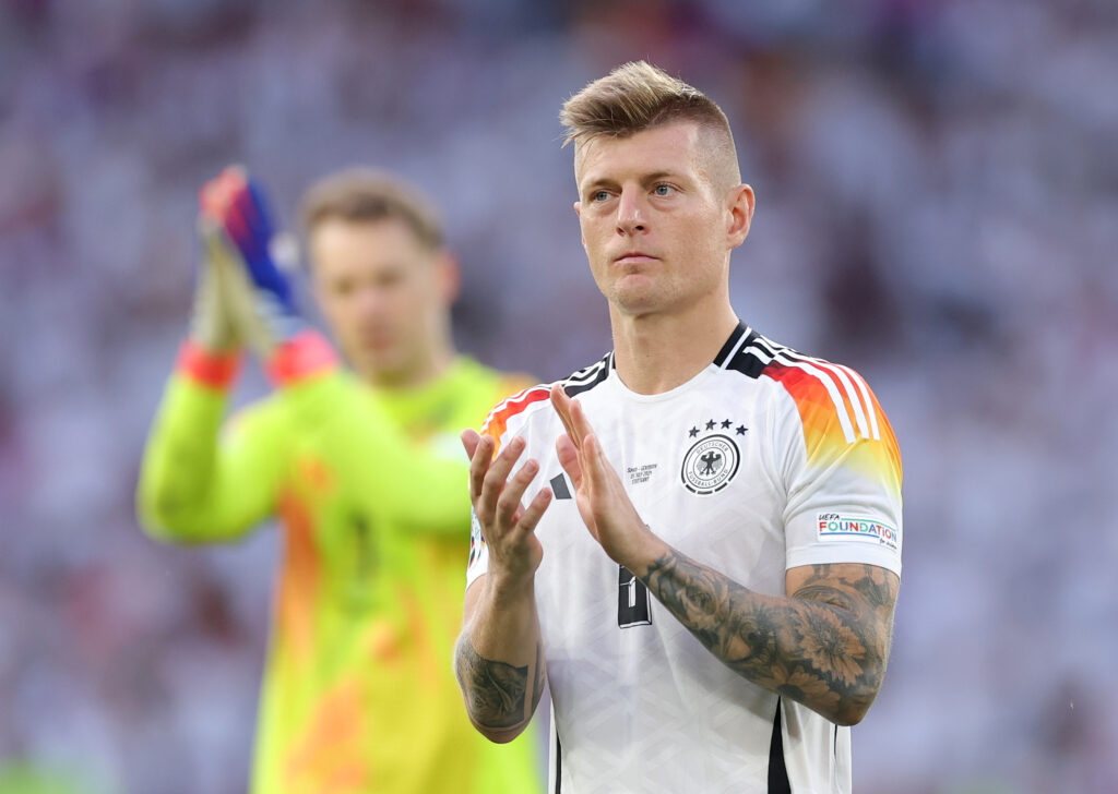 Spagna-Germania, Kroos saluta i tifosi dopo l'eliminazione da Euro 2024 (Photo by Alex Livesey/Getty Images)
