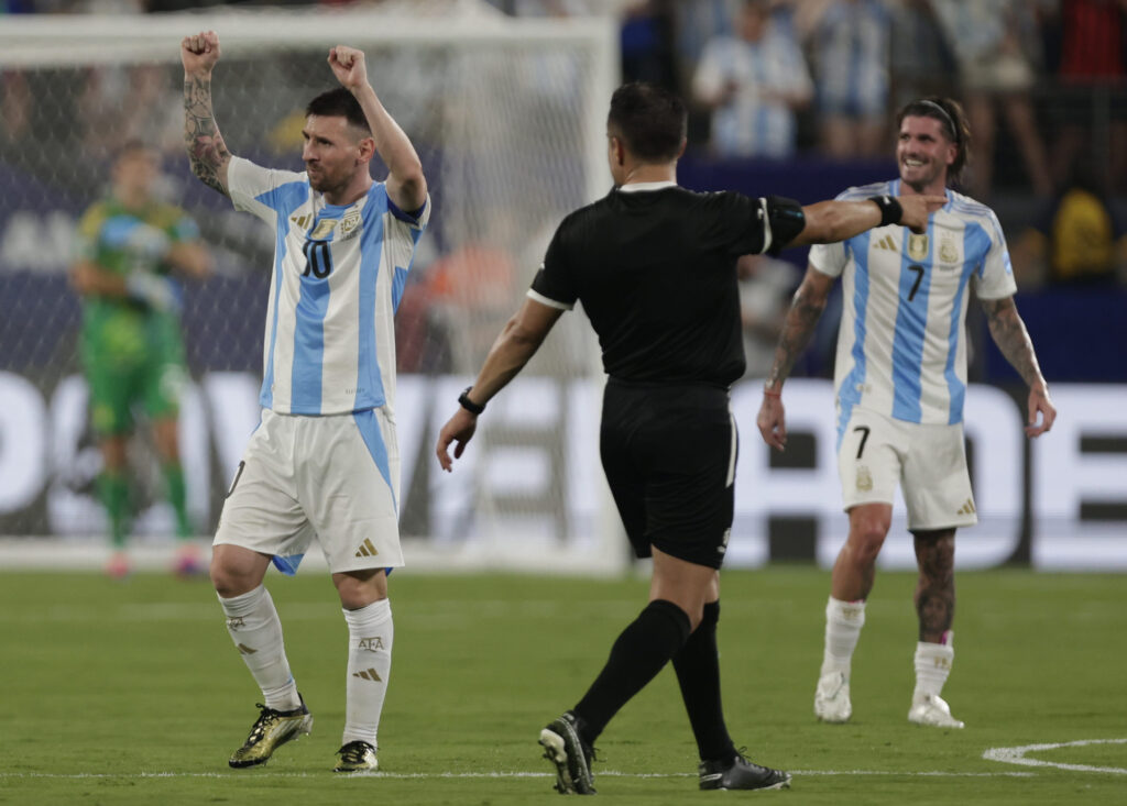 Messi: "So che queste sono le mie ultime battaglie con l'Argentina"