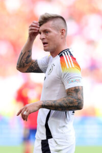 Kroos dopo il ritiro: "Non voglio sedermi a una scrivania e filosofeggiare"