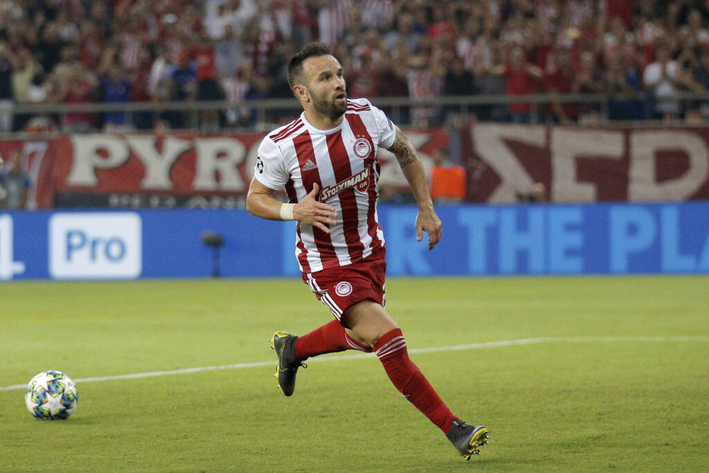 Olympiacos FC v Tottenham Hotspur: Group B - UEFA Champions League