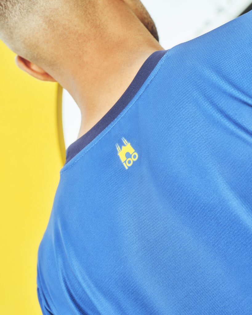 Parma, presentata la seconda maglia: spicca il logo Tardini 100