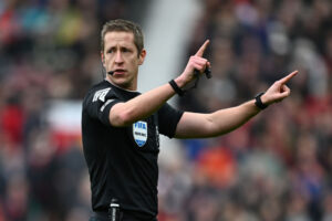 Community Shield, ecco chi arbitrerà il derby di Manchester a Wembley...
