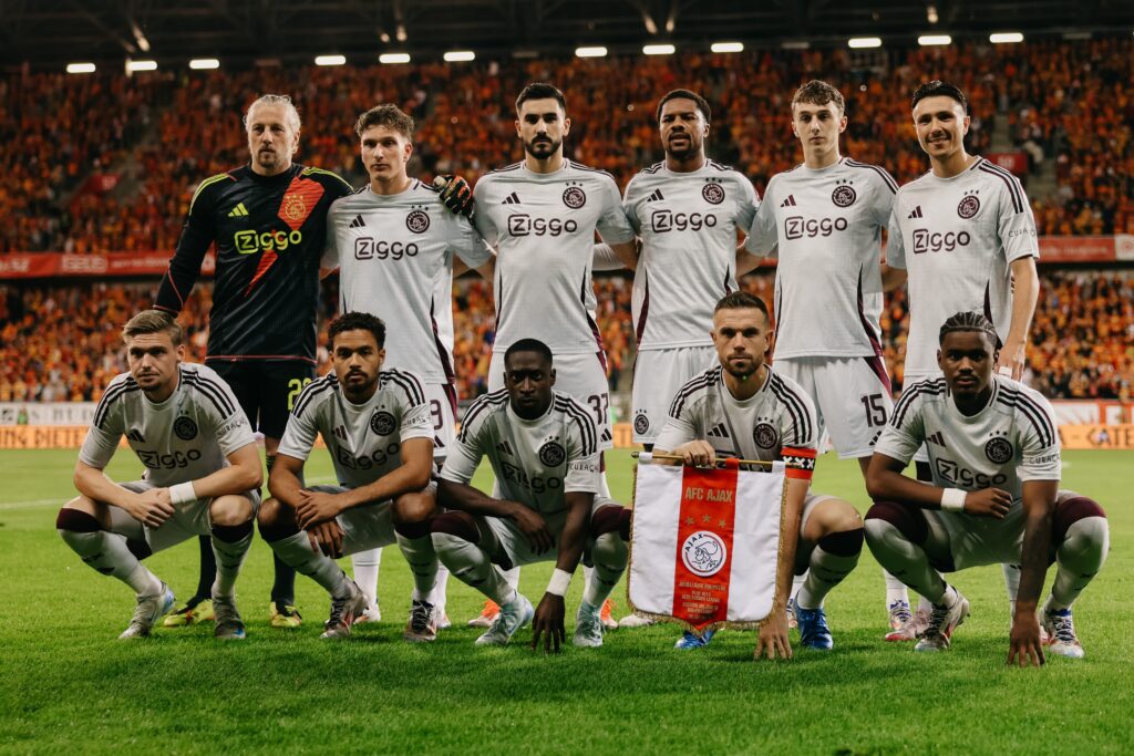 Ajax, rinviata anche la gara con l'Utrecht per sciopero della polizia