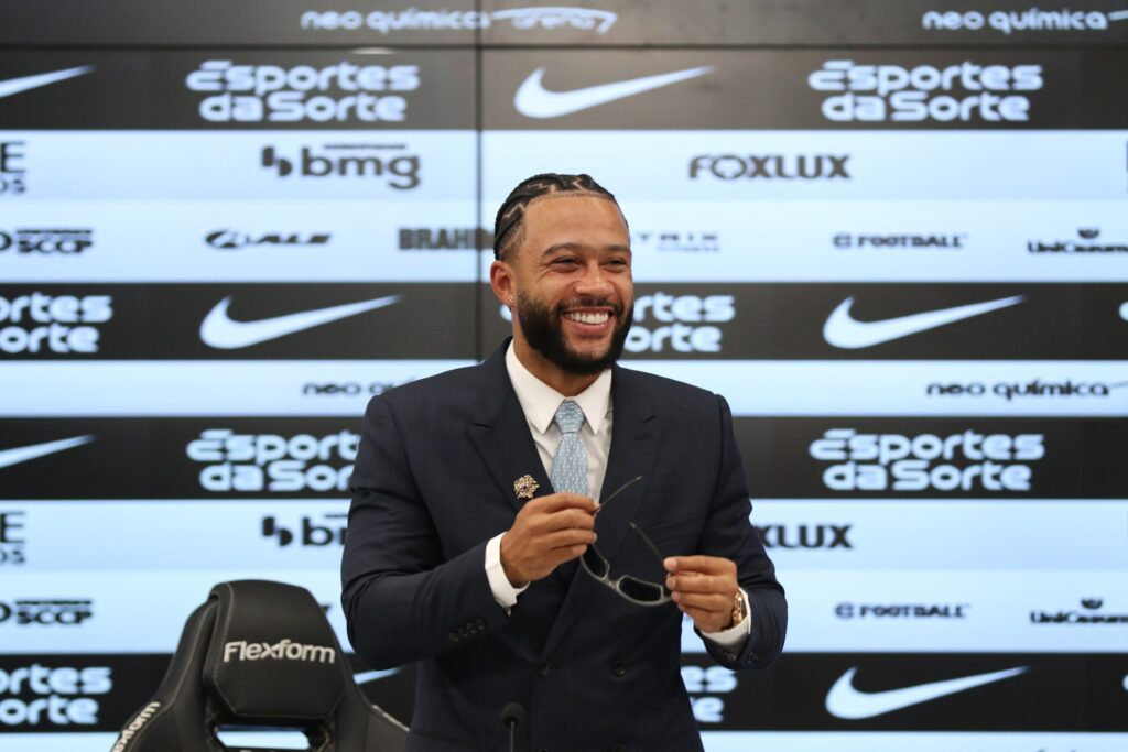 Corinthians, Depay: "Il campionato brasiliano è 'top', qui sono felice"