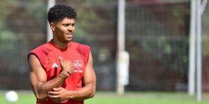 Norimberga, un giocatore posta foto in maglia Bayern e viene aggredito