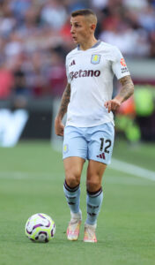 Digne sulla Premier: “Non si può mollare neanche per una partita”