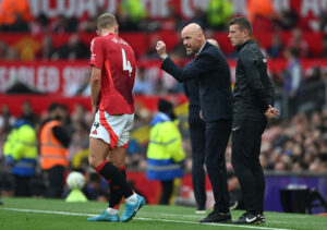 Gary Neville dopo il North West Derby: "Ten Hag arriverà a Natale..."