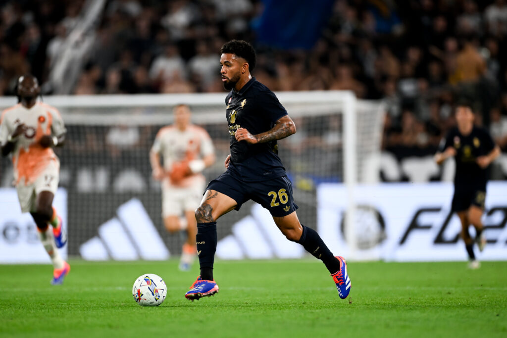 Douglas Luiz, Juventus