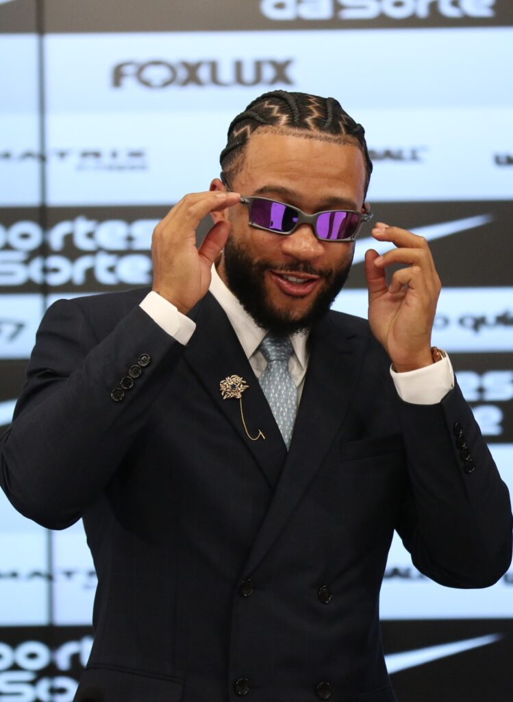 Corinthians, Depay: "Il campionato brasiliano è 'top', qui sono felice"