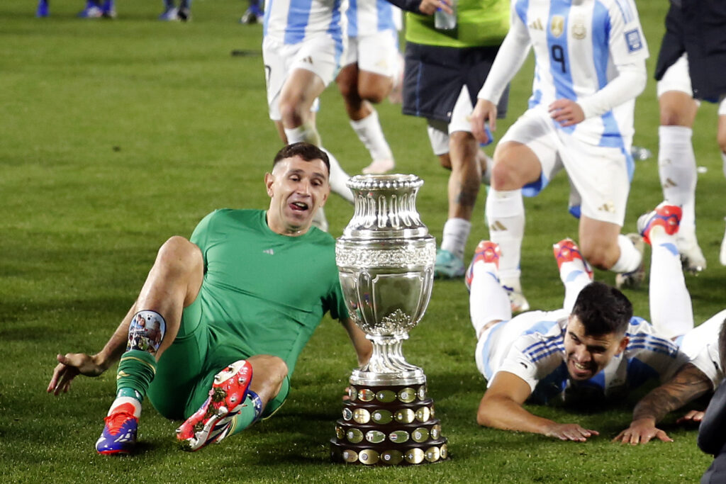 Argentina v Chile - FIFA World Cup 2026 Qualifier
