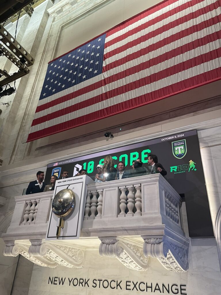 Ronaldinho nuovo azionista di una squadra di 3' divisione negli Stati Uniti