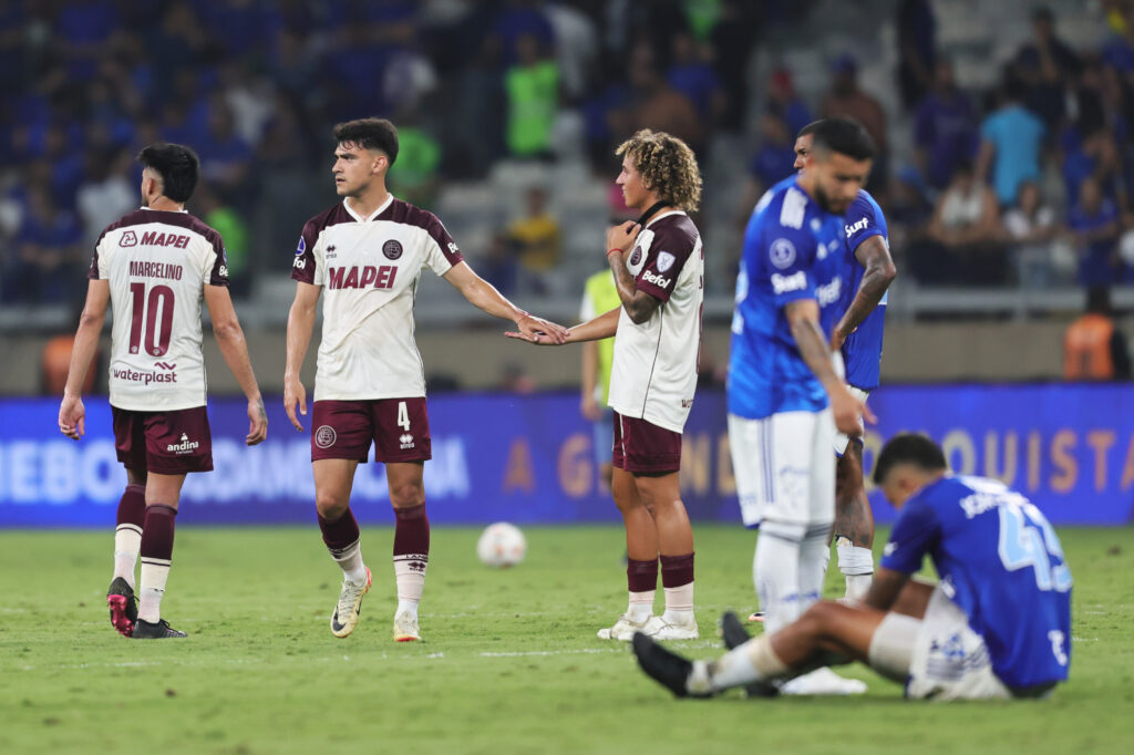 Cruzeiro v Lanus - Copa CONMEBOL Sudamericana 2024