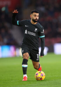 Carragher “deluso” da Salah: “Non va mai in zona mista... è stato egoista”