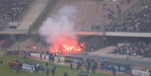 0506napoliroma_ci_torciata in gabbia