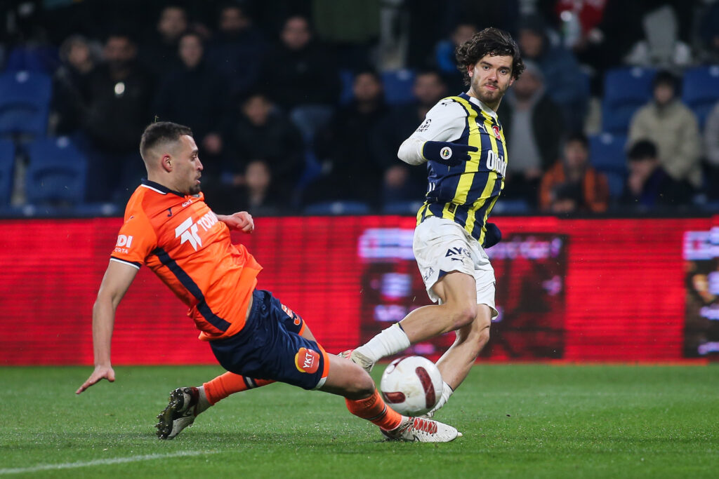 Basaksehir v Fenerbahce - Turkish Super League